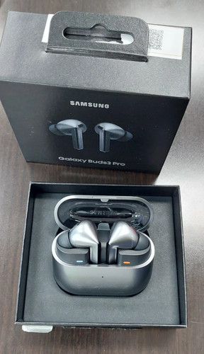 New sealed samsung galaxy - -,